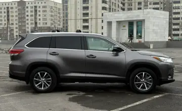 Toyota Highlander 2019 года за 20 500 000 тг. в Шымкент фото 4
