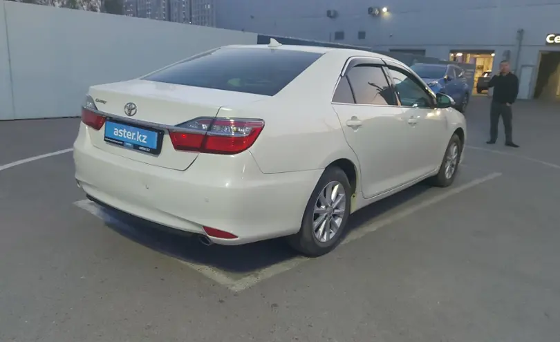 Toyota Camry 2017 года за 11 000 000 тг. в Шымкент фото 3