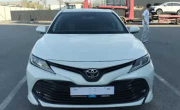 Toyota Camry 2018 года за 11 000 000 тг. в Шымкент фото 2