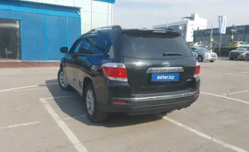 Toyota Highlander 2011 года за 12 800 000 тг. в Алматы фото 4