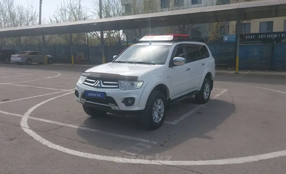 Mitsubishi Pajero Sport 2015 года за 10 000 000 тг. в Алматы