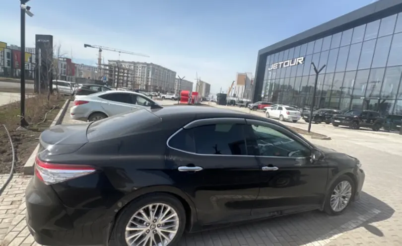 Toyota Camry 2020 года за 14 500 000 тг. в Астана фото 4