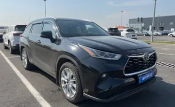 Toyota Highlander 2022 года за 21 000 000 тг. в Алматы фото 3