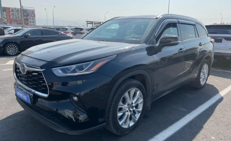 Toyota Highlander 2022 года за 21 000 000 тг. в Алматы