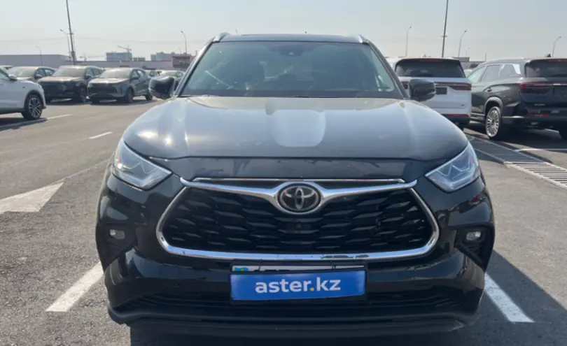 Toyota Highlander 2022 года за 21 000 000 тг. в Алматы фото 2