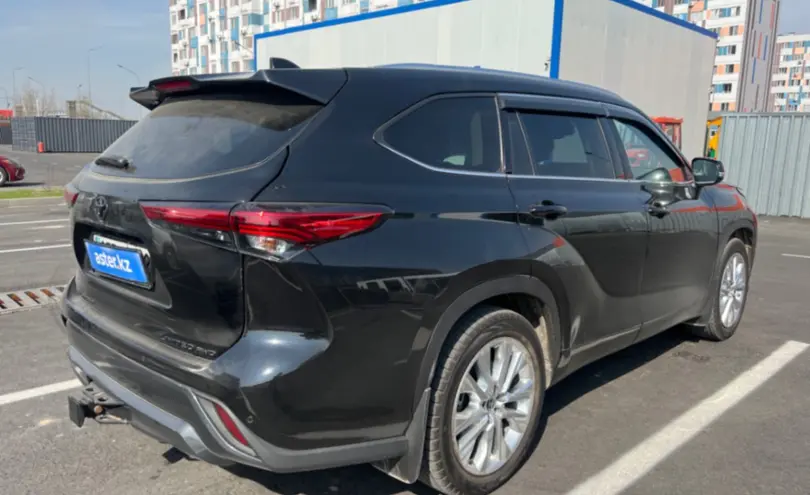 Toyota Highlander 2022 года за 21 000 000 тг. в Алматы фото 5