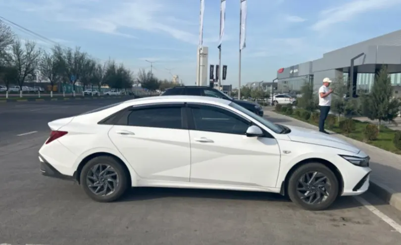 Hyundai Elantra 2024 года за 8 900 000 тг. в Шымкент фото 4