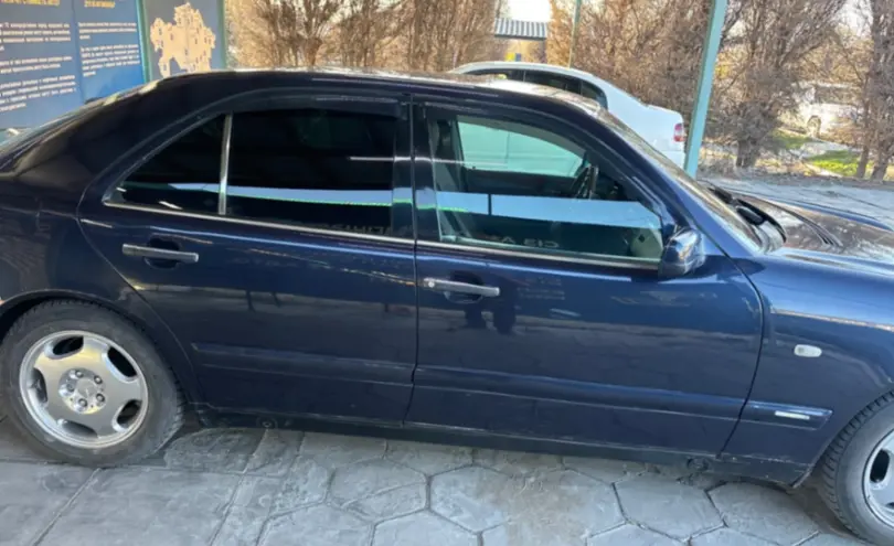 Mercedes-Benz E-Класс 1996 года за 3 500 000 тг. в Талдыкорган фото 4