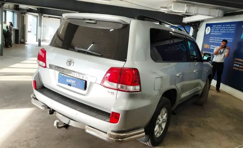 Toyota Land Cruiser 2008 года за 18 000 000 тг. в Астана фото 3