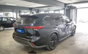 Toyota Highlander 2021 года за 24 000 000 тг. в Астана фото 3