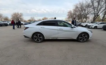 Hyundai Elantra 2022 года за 10 500 000 тг. в Актобе фото 4