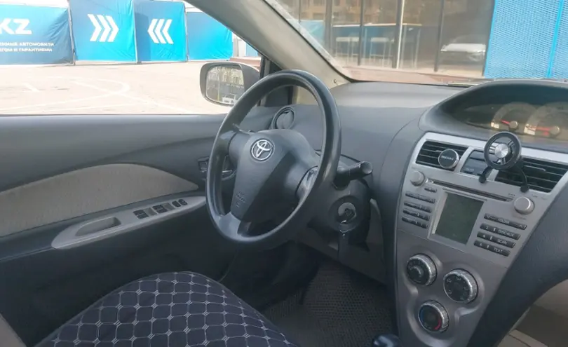 Toyota Yaris 2006 года за 5 000 000 тг. в Алматы фото 5