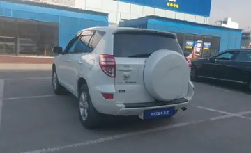 Toyota RAV4 2010 года за 7 500 000 тг. в Алматы фото 4