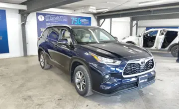 Toyota Highlander 2022 года за 27 000 000 тг. в Астана фото 2