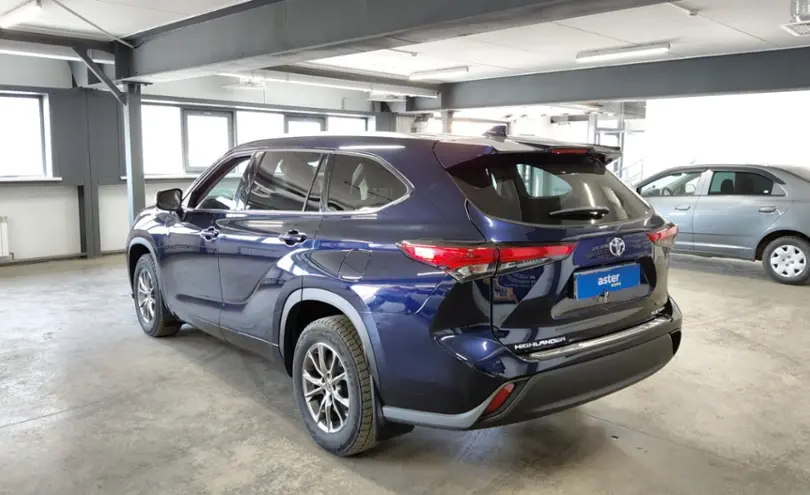 Toyota Highlander 2022 года за 27 000 000 тг. в Астана фото 4