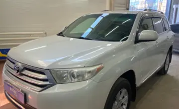 Toyota Highlander 2012 года за 13 000 000 тг. в Астана фото 1