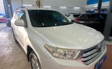 Toyota Highlander 2012 года за 13 000 000 тг. в Астана фото 3