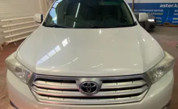 Toyota Highlander 2012 года за 13 000 000 тг. в Астана фото 2