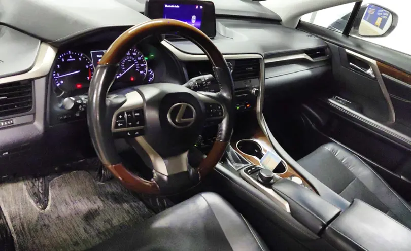 Lexus RX 2019 года за 19 000 000 тг. в Астана фото 5