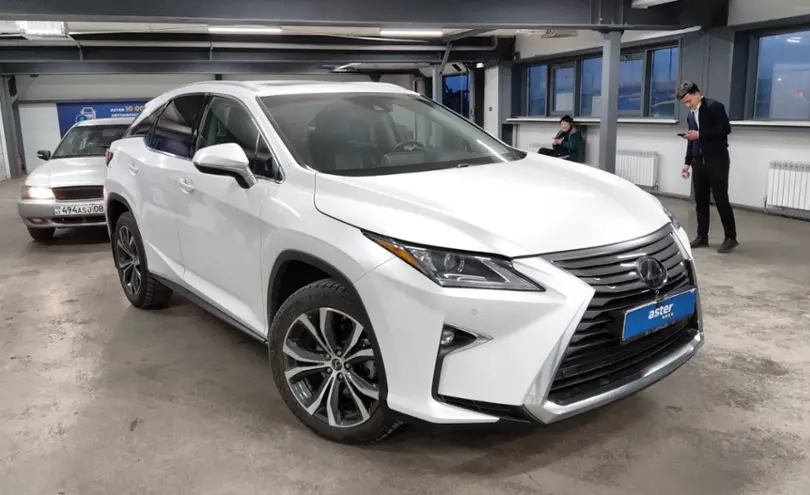Lexus RX 2019 года за 19 000 000 тг. в Астана фото 2