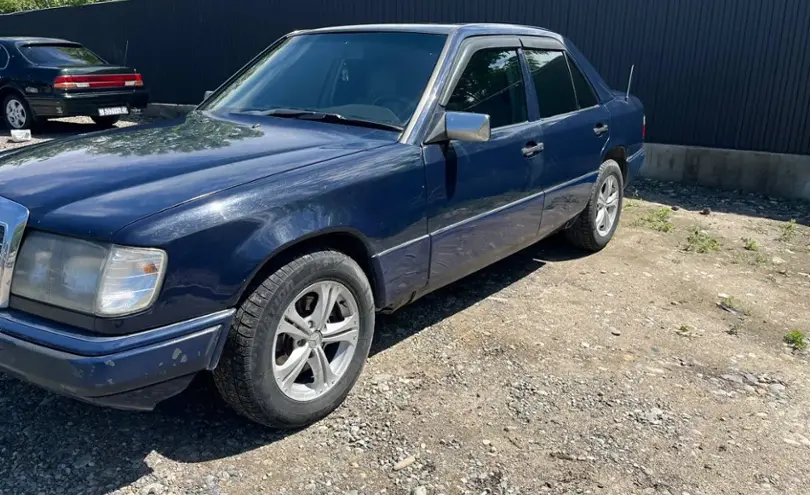 Mercedes-Benz E-Класс 1993 года за 1 400 000 тг. в Талдыкорган