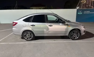 LADA (ВАЗ) Granta 2015 года за 2 000 000 тг. в Шымкент фото 4