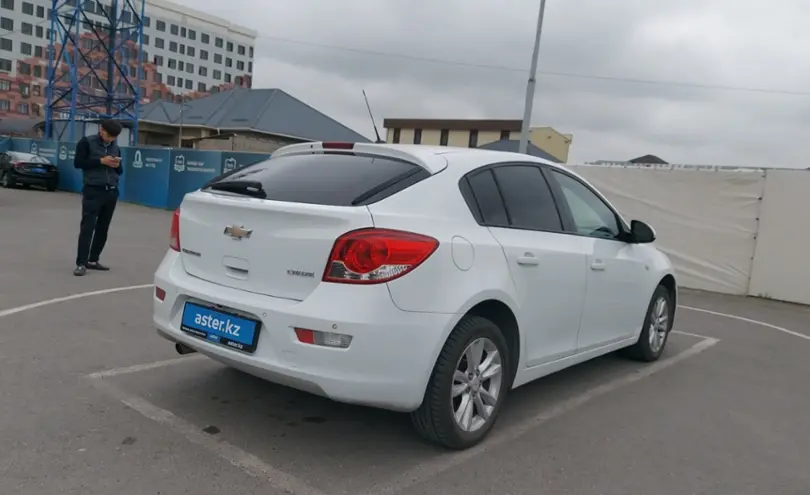 Chevrolet Cruze 2013 года за 3 360 000 тг. в Шымкент фото 3