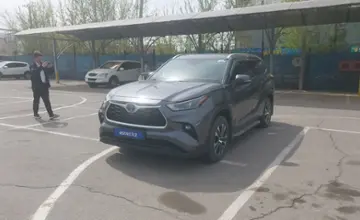 Toyota Highlander 2022 года за 28 000 000 тг. в Алматы фото 1