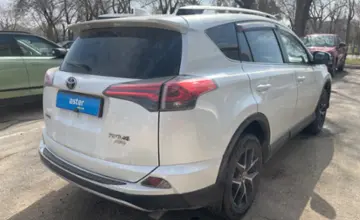 Toyota RAV4 2019 года за 15 000 000 тг. в Актобе