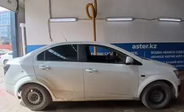 Chevrolet Aveo 2013 года за 2 000 000 тг. в Астана фото 4
