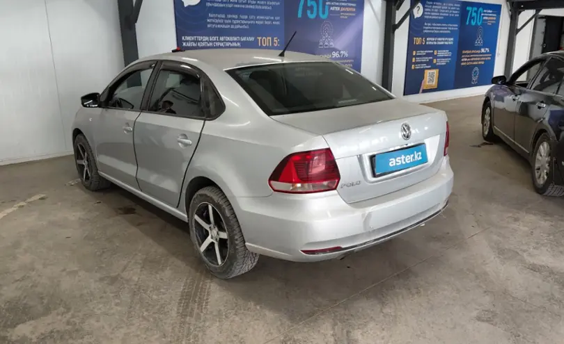 Volkswagen Polo 2016 года за 4 000 000 тг. в Астана фото 4