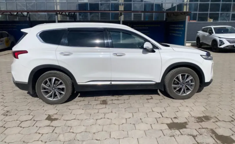 Hyundai Santa Fe 2020 года за 13 000 000 тг. в Караганда фото 4
