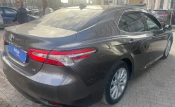 Toyota Camry 2020 года за 11 000 000 тг. в Астана