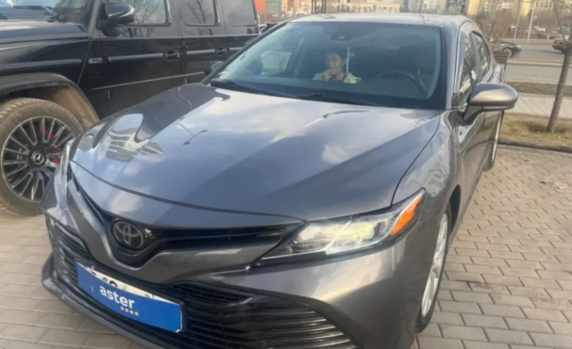 Toyota Camry 2020 года за 11 000 000 тг. в Астана