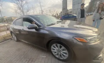 Toyota Camry 2020 года за 11 000 000 тг. в Астана фото 4