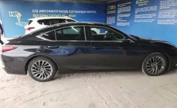 Lexus ES 2021 года за 19 000 000 тг. в Алматы фото 4