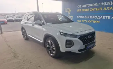 Hyundai Santa Fe 2018 года за 11 000 000 тг. в Алматы фото 3