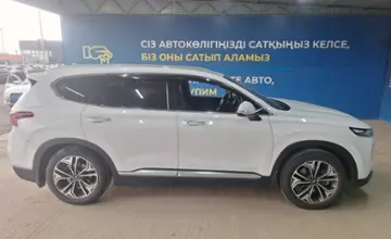 Hyundai Santa Fe 2018 года за 11 000 000 тг. в Алматы фото 4