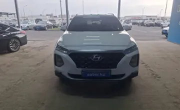 Hyundai Santa Fe 2018 года за 11 000 000 тг. в Алматы фото 2