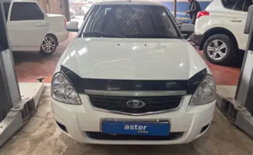 LADA (ВАЗ) Priora 2013 года за 2 000 000 тг. в Астана фото 2