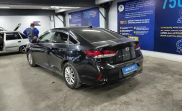 Hyundai Sonata 2019 года за 9 300 000 тг. в Астана фото 4