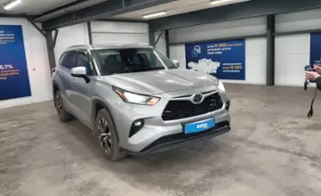 Toyota Highlander 2020 года за 24 000 000 тг. в Астана фото 2