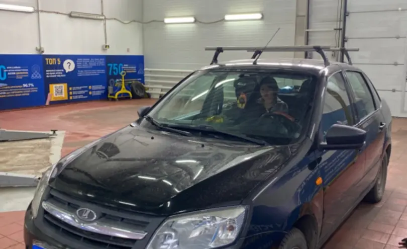 LADA (ВАЗ) Granta 2015 года за 2 000 000 тг. в Астана