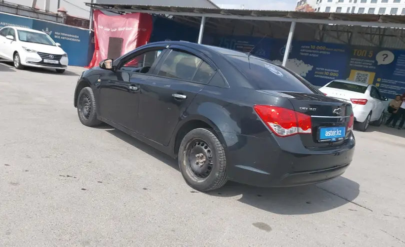 Chevrolet Cruze 2013 года за 2 800 000 тг. в Шымкент фото 4