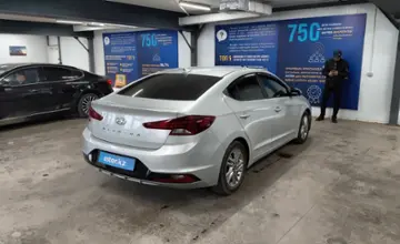 Hyundai Elantra 2019 года за 7 500 000 тг. в Астана фото 3