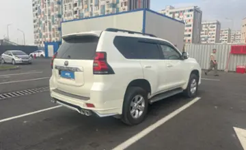 Toyota Land Cruiser Prado 2021 года за 26 000 000 тг. в Алматы