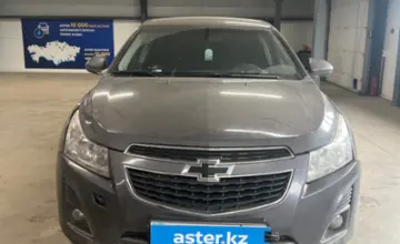 Chevrolet Cruze 2013 года за 3 500 000 тг. в Астана фото 2