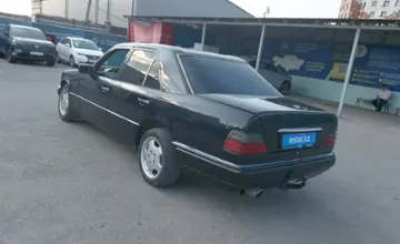 Mercedes-Benz E-Класс 1994 года за 2 000 000 тг. в Шымкент фото 4