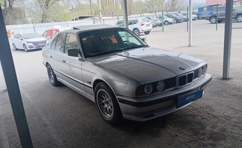 BMW 5 серии 1992 года за 900 000 тг. в Алматы фото 3