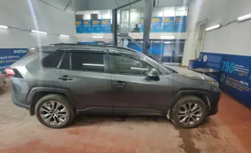 Toyota RAV4 2021 года за 13 700 000 тг. в Астана фото 4